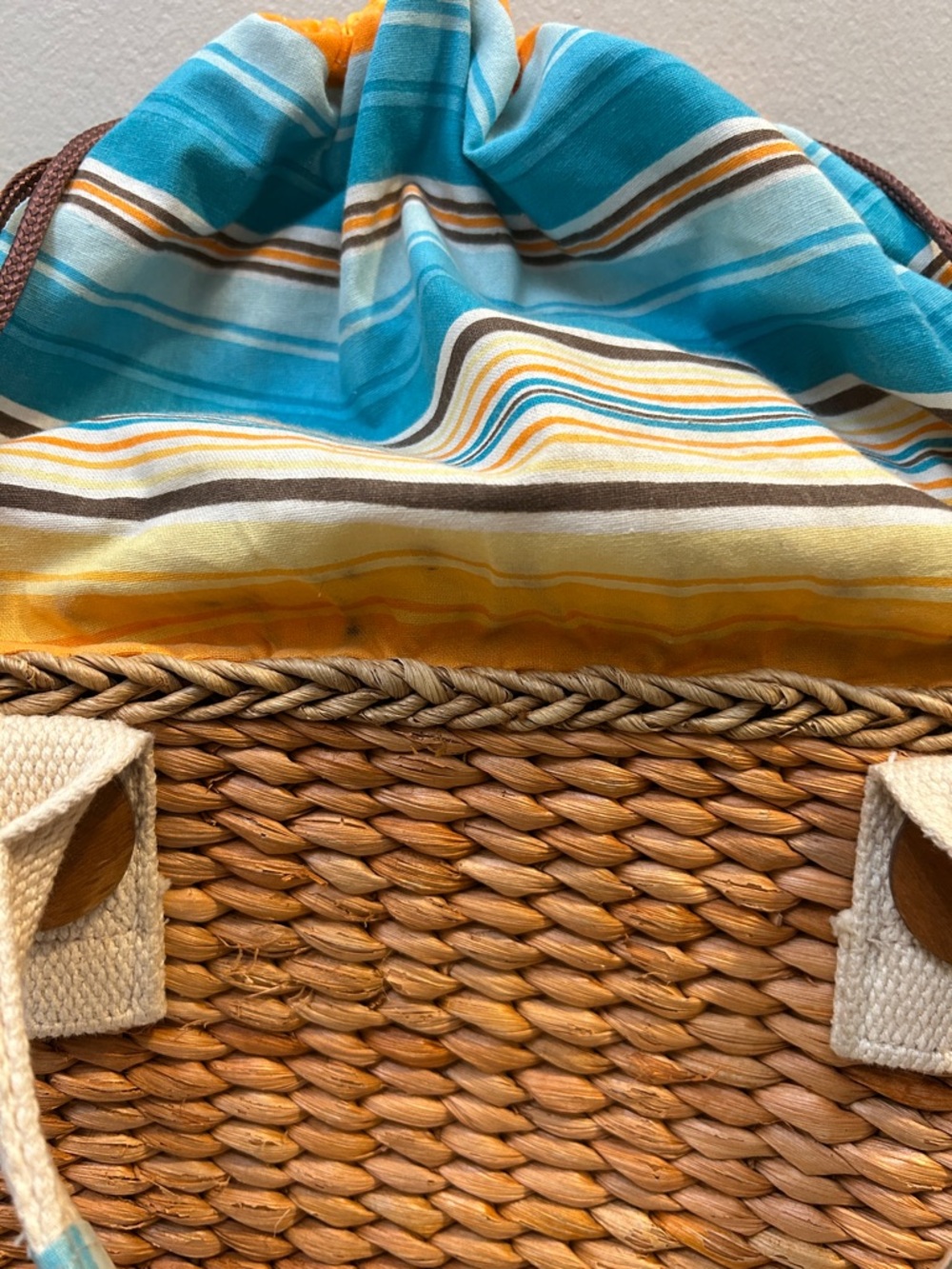 Billabong Woven Straw Tote with Yellow & Teal Striped Lining - Picture 4 of 14